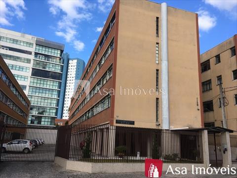 Apartamento para locacao no Cristo Rei em Curitiba com 69,65m² por R$ 2.125,00
