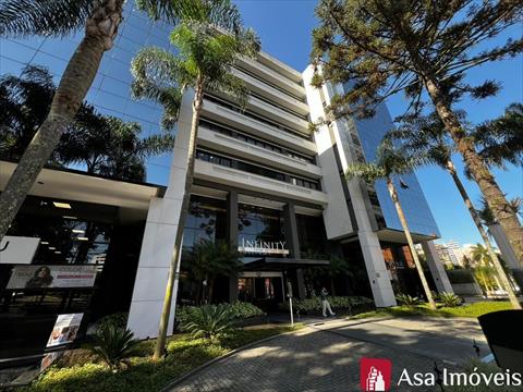 Conjunto Comercial para locacao no Cabral em Curitiba com 43,06m² por R$ 4.187,50