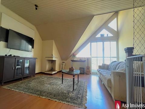 Sobrado para venda no Hugo Lange em Curitiba com 254,86m² por R$ 1.300.000,00