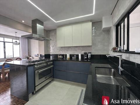 Apartamento para locacao no Centro em Curitiba com 163m² por R$ 6.000,00