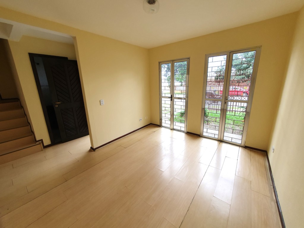 Sobrado para locacao no Boqueirao em Curitiba com 100m² por R$ 2.800,00