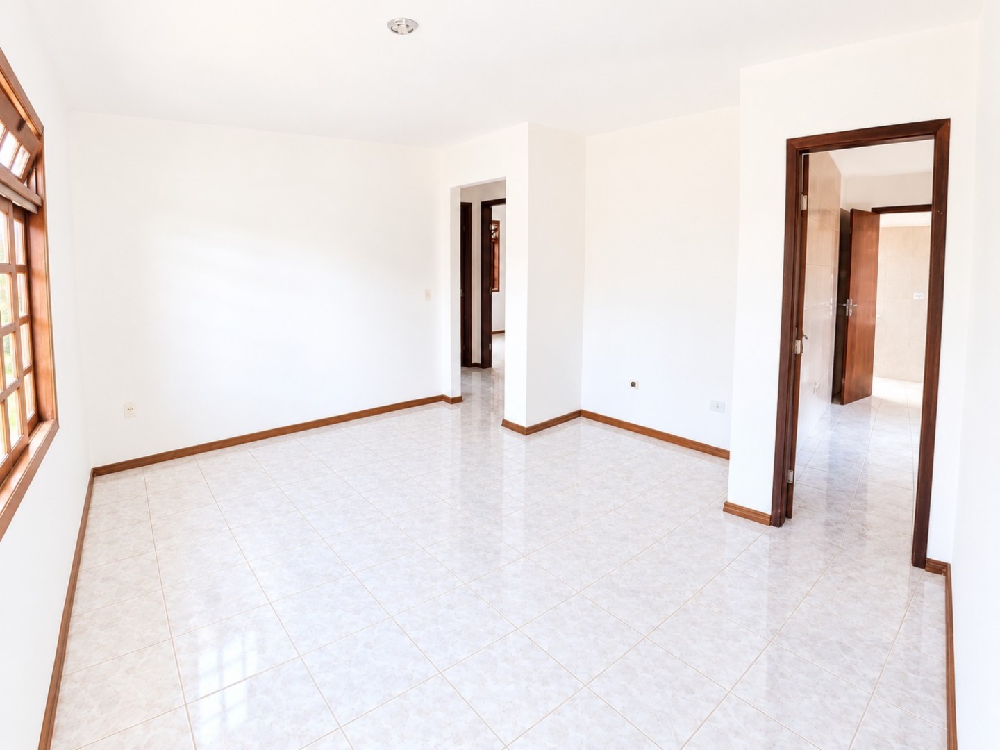 Casa para alugar em Boqueirao, Curitiba — Portal Chave Fácil