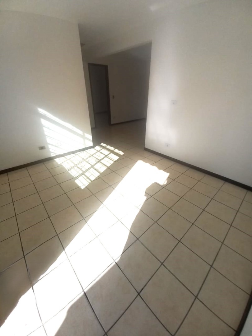 Casa Residencial para locacao no Boqueirao em Curitiba com 65m² por R$ 1.800,00