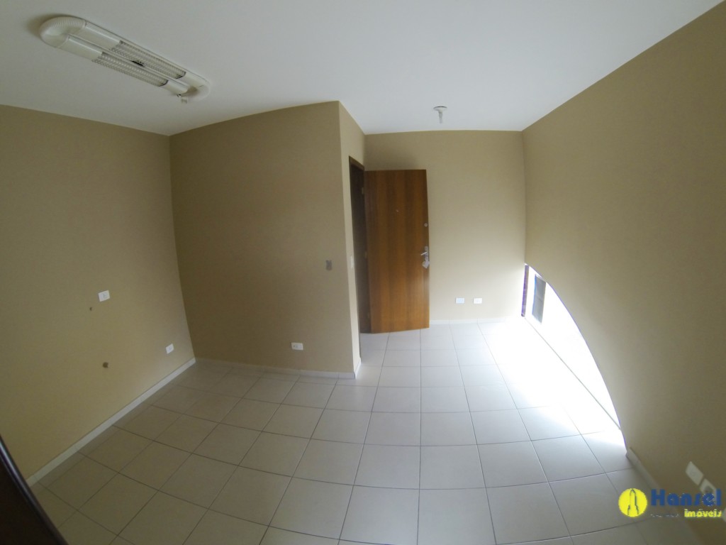 Conjunto Comercial para locacao no Boqueirao em Curitiba com 35m² por R$ 1.500,00