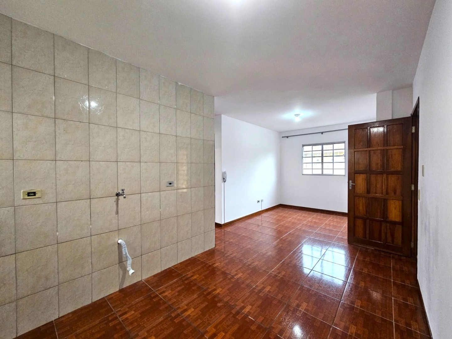 Apartamento para locacao no Boqueirao em Curitiba com 50m² por R$ 1.300,00