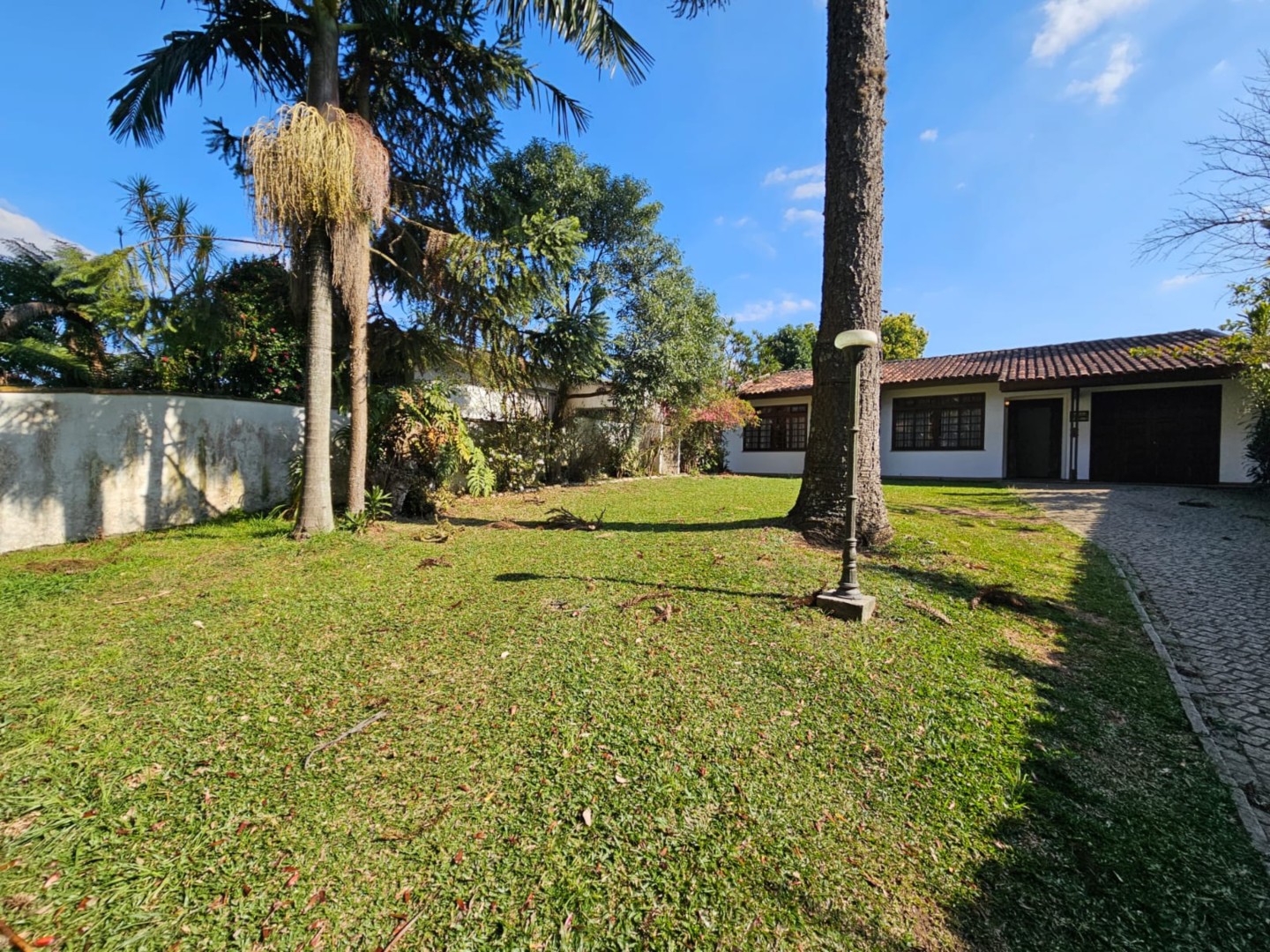 Casa Residencial para locacao no Hauer em Curitiba com 215m² por R$ 4.700,00