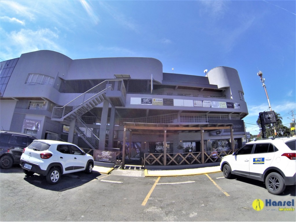 Conjunto Comercial para locacao no Uberaba em Curitiba com 23m² por R$ 700,00