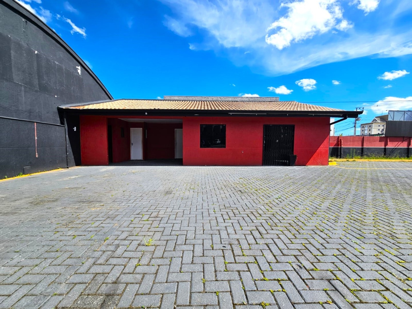 Terreno para locacao no Boqueirao em Curitiba com 1.446m² por R$ 14.900,00