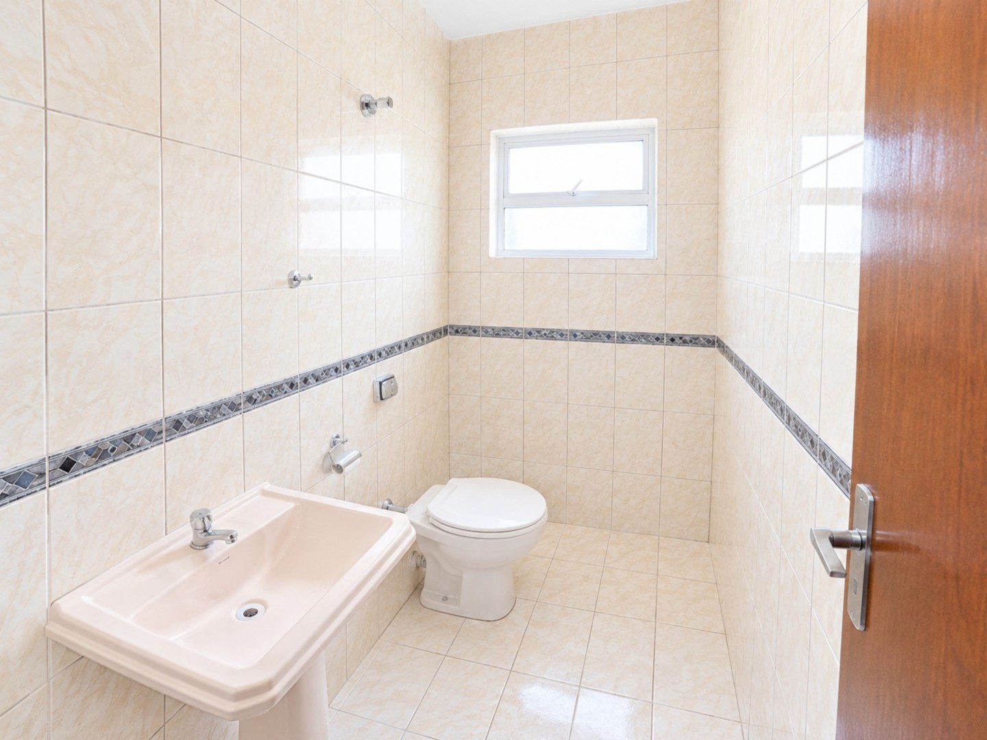 Sala/Conjunto Comercial para alugar em Boqueirao, Curitiba — Portal Chave Fácil