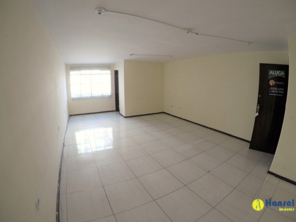 Conjunto Comercial para locacao no Boqueirao em Curitiba com 40m² por R$ 800,00