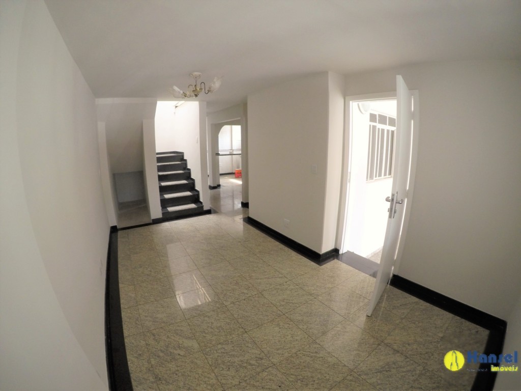 Sobrado para locacao no Boqueirao em Curitiba com 140m² por R$ 2.000,00