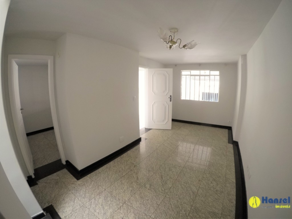 Sobrado para locacao no Boqueirao em Curitiba com 140m² por R$ 2.000,00
