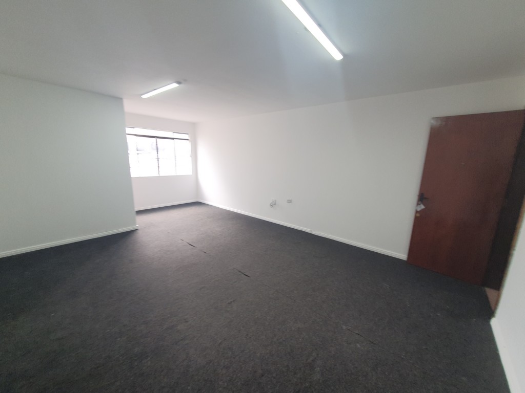 Conjunto Comercial para locacao no Boqueirao em Curitiba com 40m² por R$ 850,00