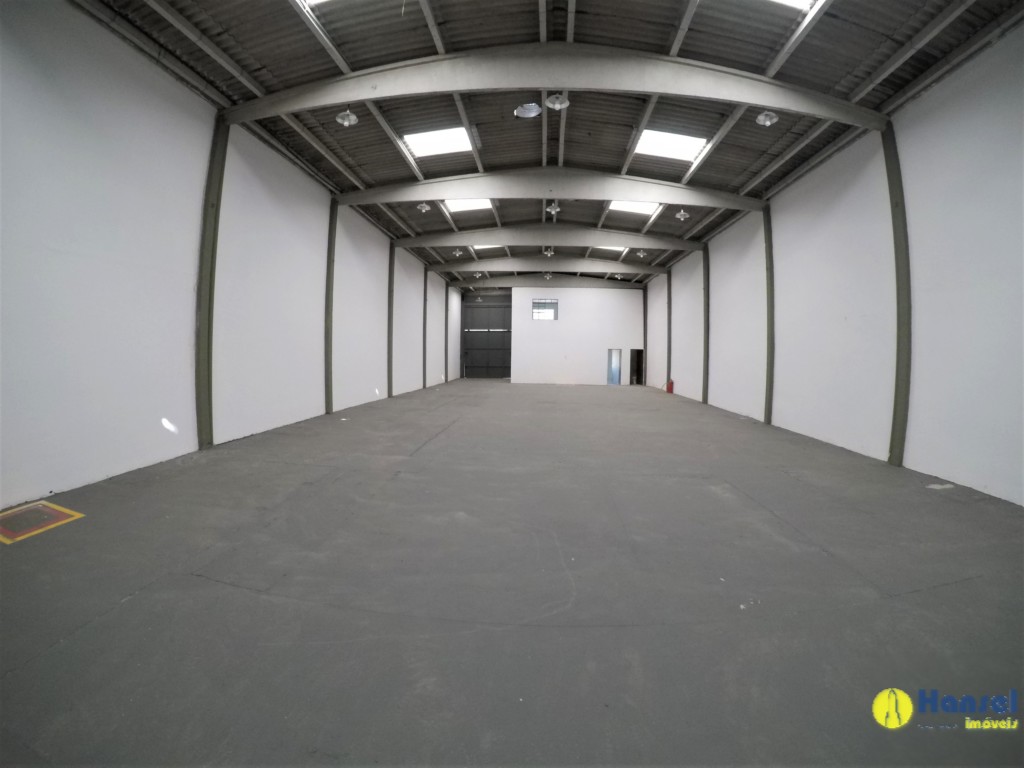 Barracão para locacao no Boqueirao em Curitiba com 494,01m² por R$ 11.800,00