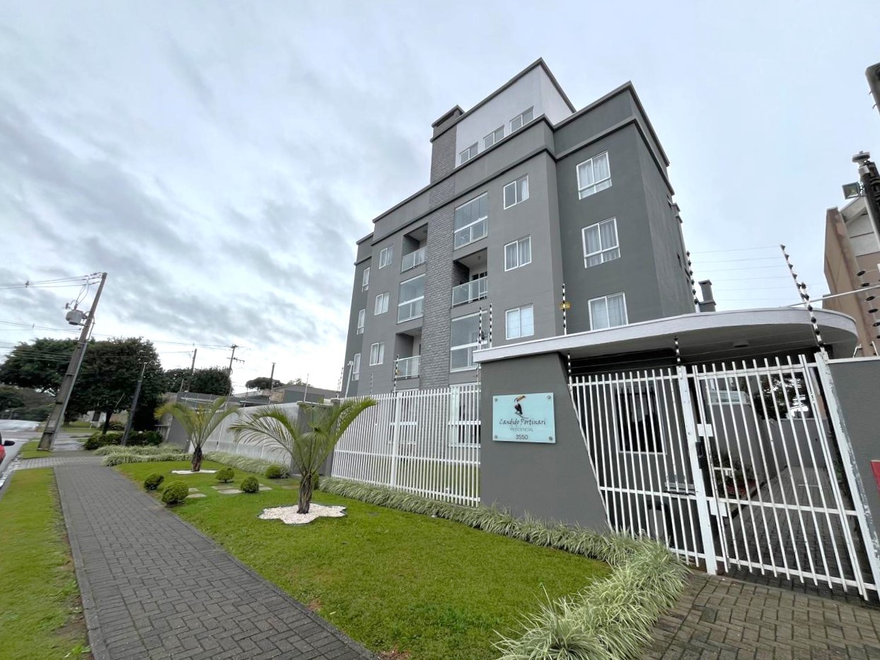 Apartamento para locacao no Boqueirao em Curitiba com 59,64m² por R$ 1.800,00