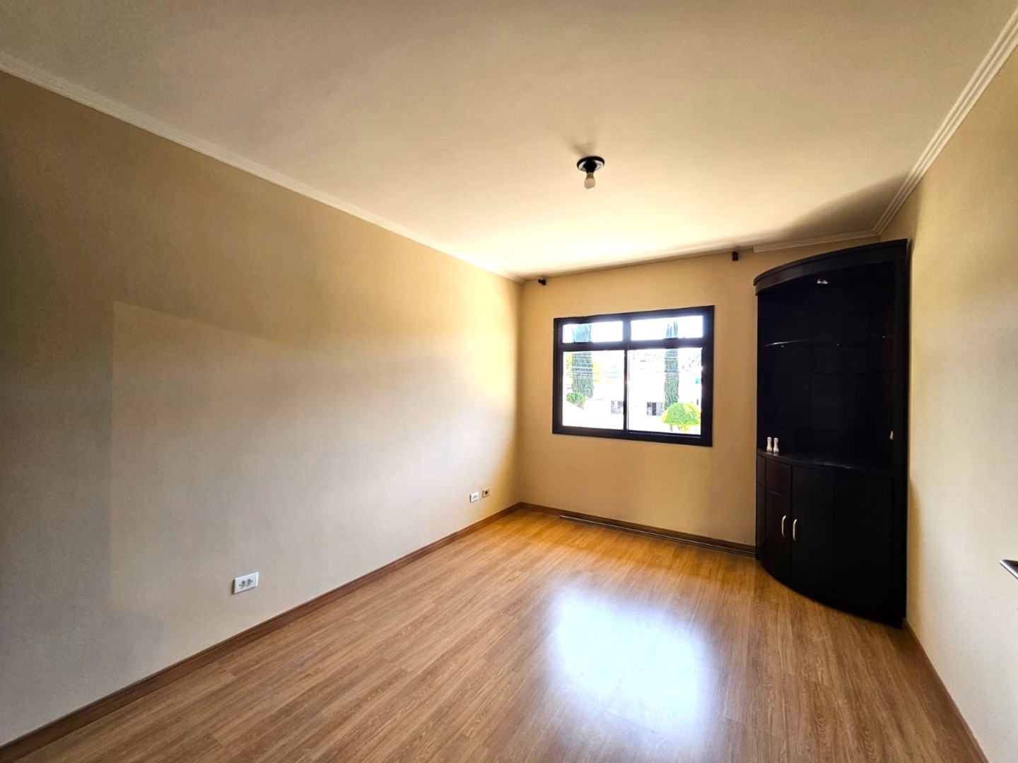 Sobrado para locacao no Boqueirao em Curitiba com 120m² por R$ 3.300,00