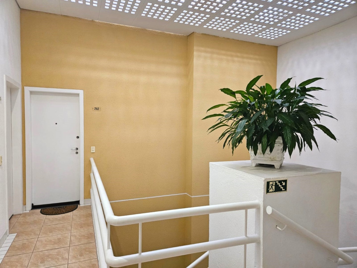 Apartamento para locacao no Xaxim em Curitiba com 73,25m² por R$ 2.300,00