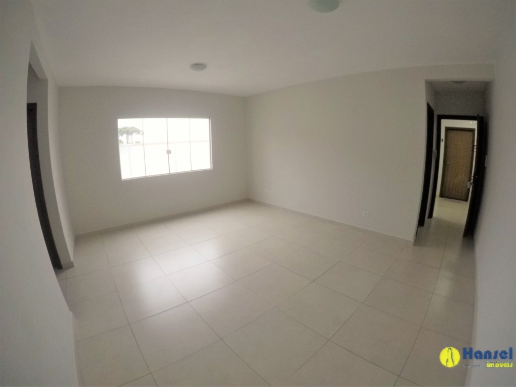 Apartamento para locacao no Xaxim em Curitiba com 80m² por R$ 1.650,00