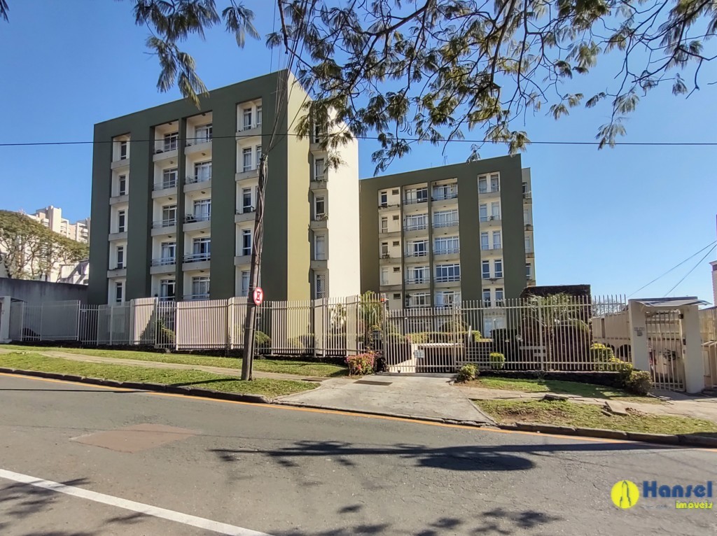 Apartamento para locacao no Portao em Curitiba com 78,69m² por R$ 1.900,00