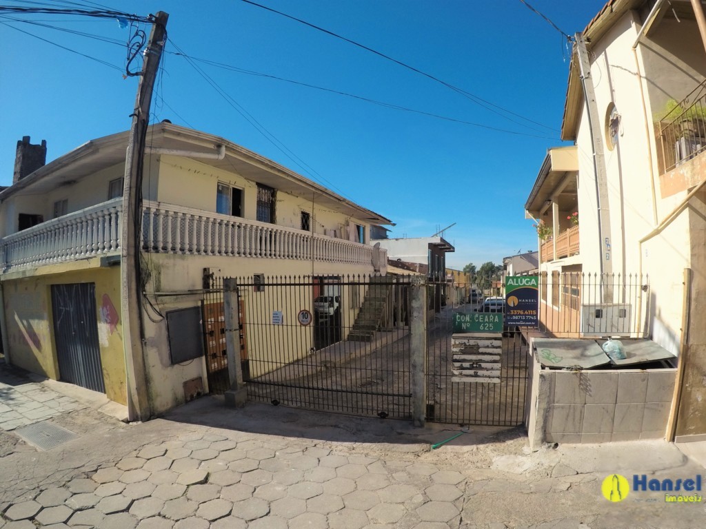 Casa Residencial para locacao no Boqueirao em Curitiba com 60m² por R$ 1.350,00