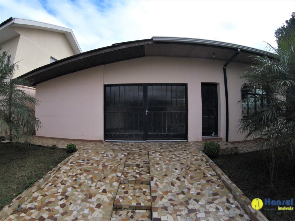 Casa Residencial para locacao no Hauer em Curitiba com 150m² por R$ 2.700,00