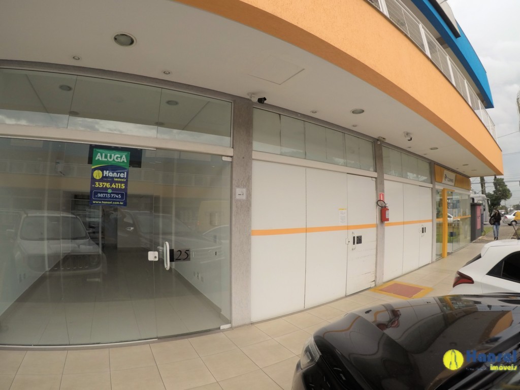 Loja para locacao no Novo Mundo em Curitiba com 30m² por R$ 1.500,00