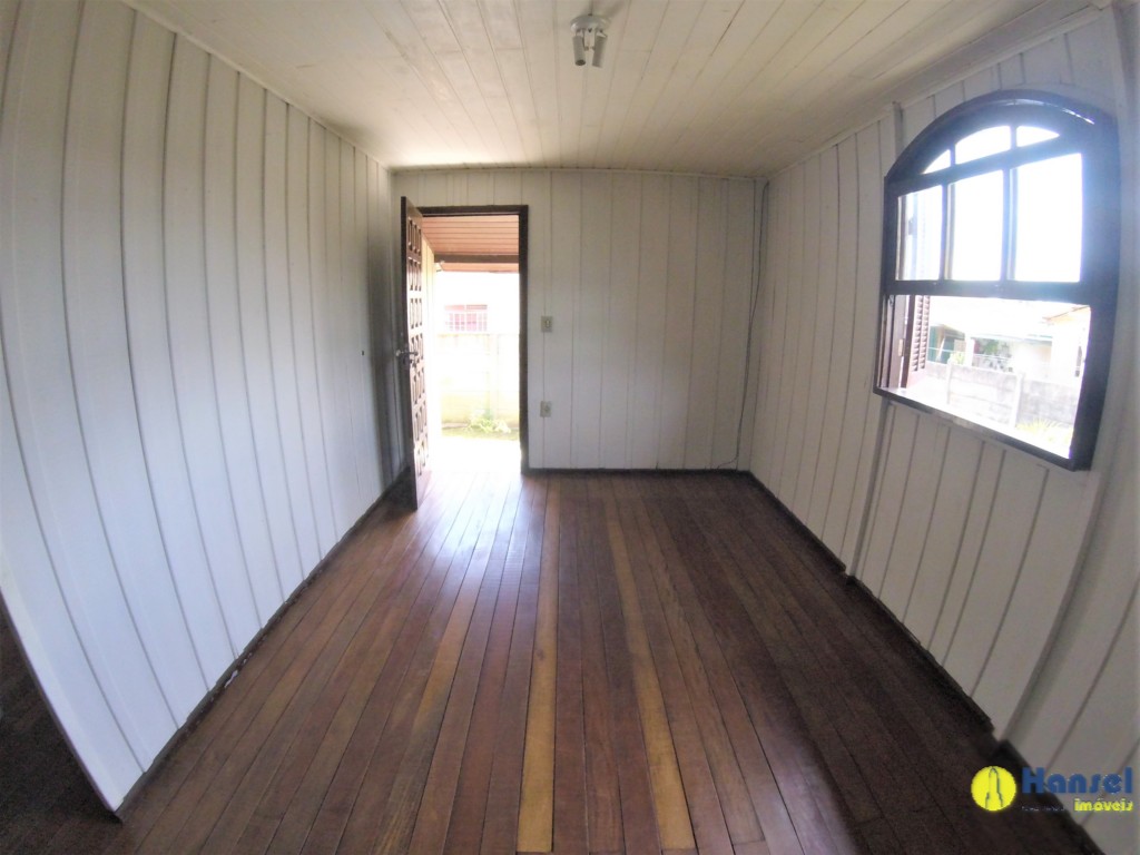 Casa Residencial para locacao no Boqueirao em Curitiba com 80m² por R$ 1.900,00