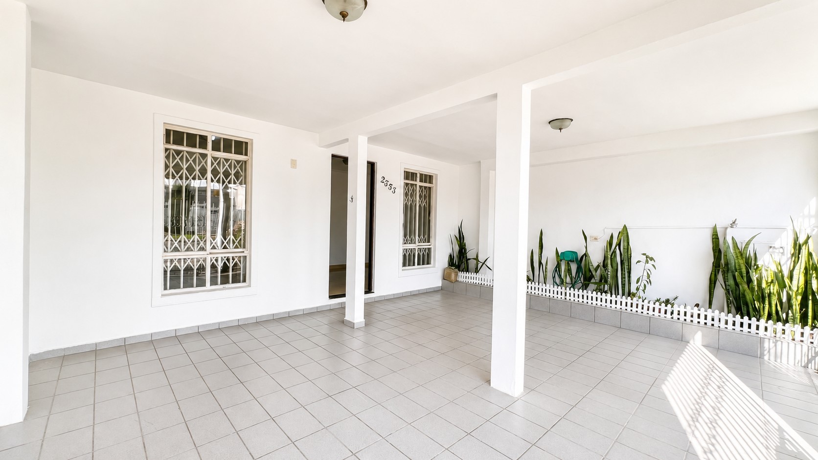 Casa para alugar em Hauer, Curitiba — Portal Chave Fácil