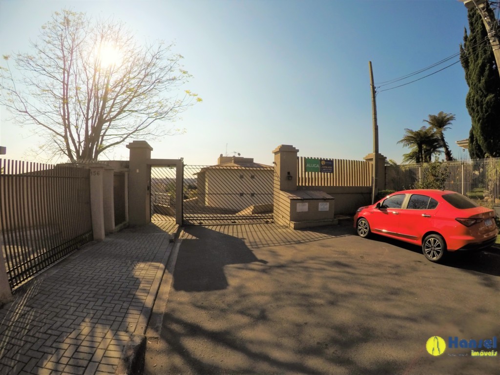 Apartamento para locacao no Xaxim em Curitiba com 65m² por R$ 1.500,00