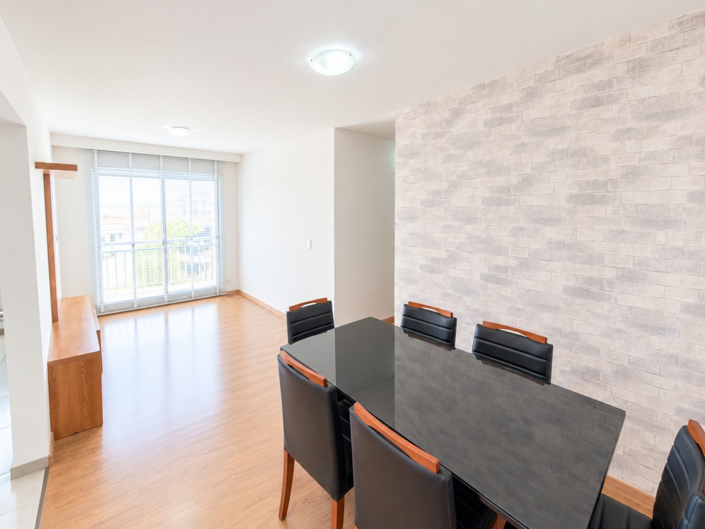 Apartamento para locacao no Portao em Curitiba com 70m² por R$ 3.100,00