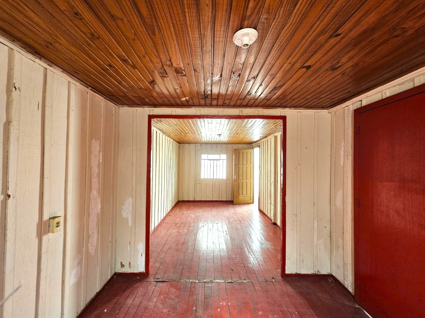 Casa Residencial para locacao no Boqueirao em Curitiba com 60m² por R$ 1.200,00