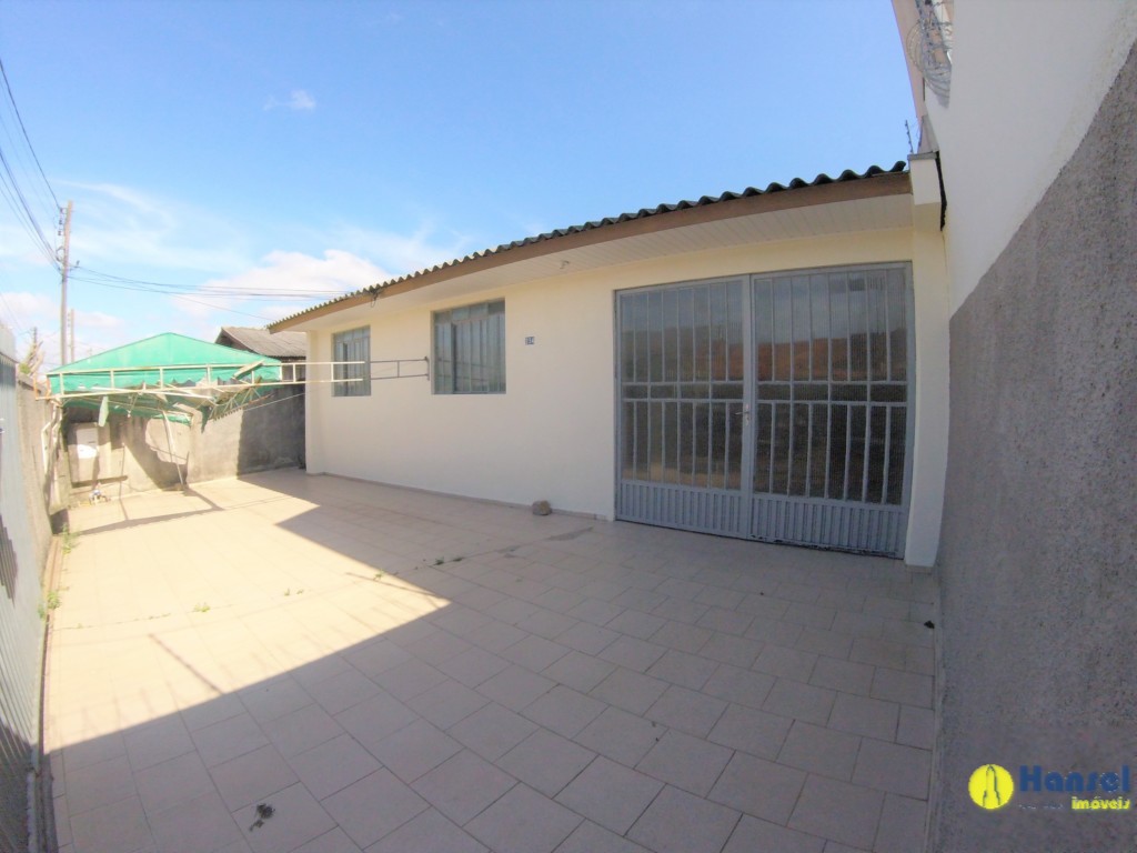 Casa Residencial para locacao no Xaxim em Curitiba com 80m² por R$ 2.100,00