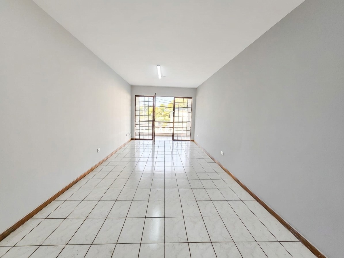 Conjunto Comercial para locacao no Boqueirao em Curitiba com 35m² por R$ 850,00