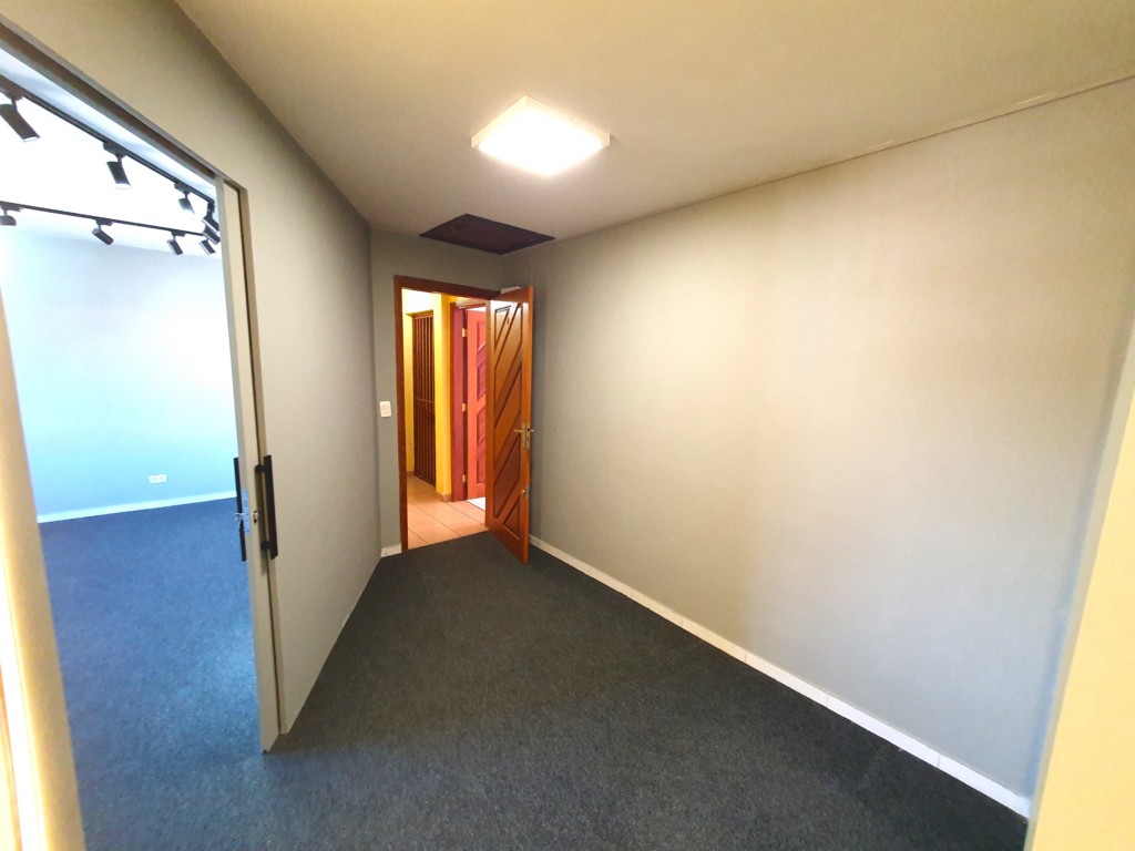 Conjunto Comercial para locacao no Boqueirao em Curitiba com 40m² por R$ 1.200,00