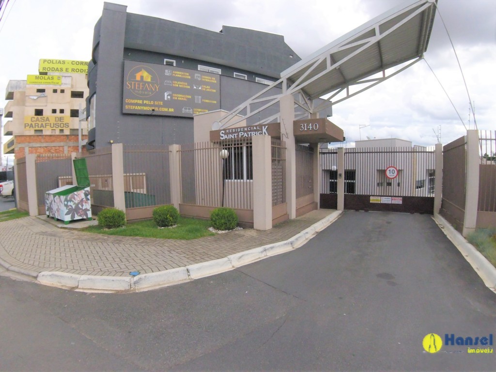 Sobrado para locacao no Xaxim em Curitiba com 130m² por R$ 3.000,00