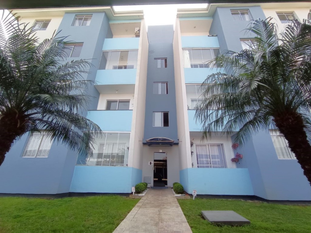 Apartamento para locacao no Sitio Cercado em Curitiba com 49,38m² por R$ 1.550,00