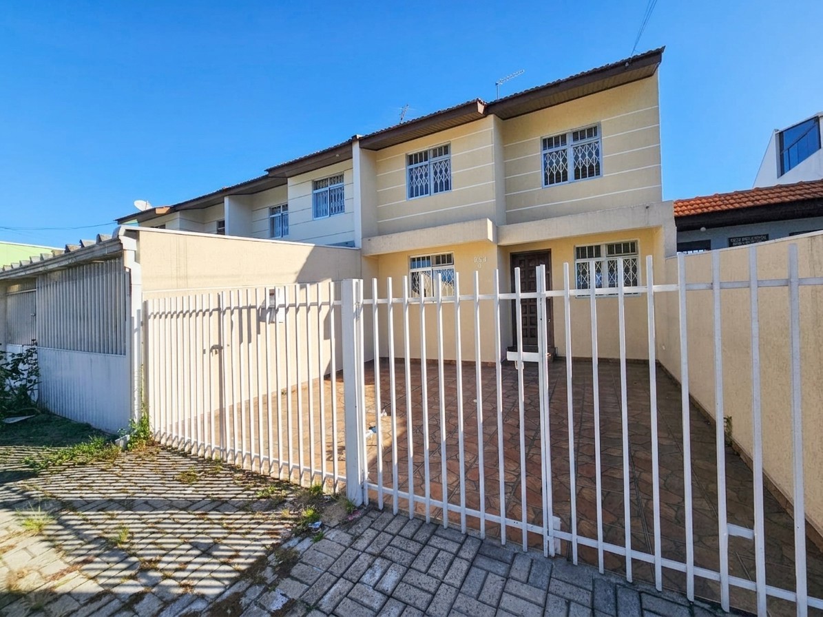 Sobrado para locacao no Boqueirao em Curitiba com 69,3m² por R$ 2.500,00
