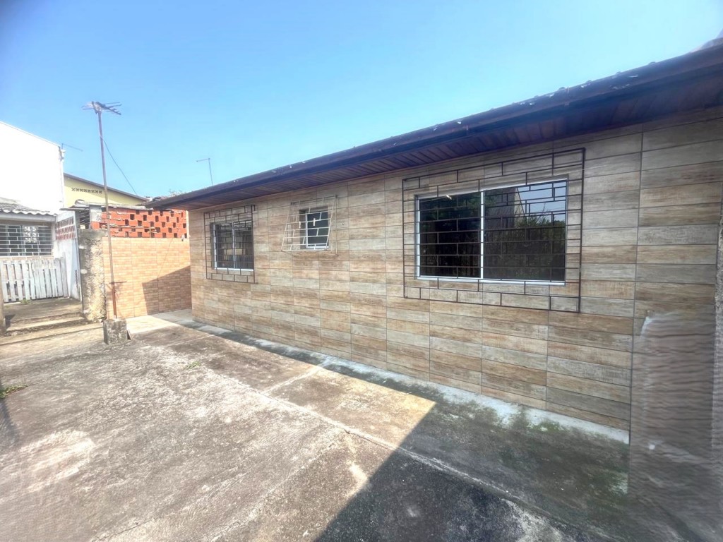Casa Residencial para locacao no Guaira em Curitiba com 80m² por R$ 1.900,00