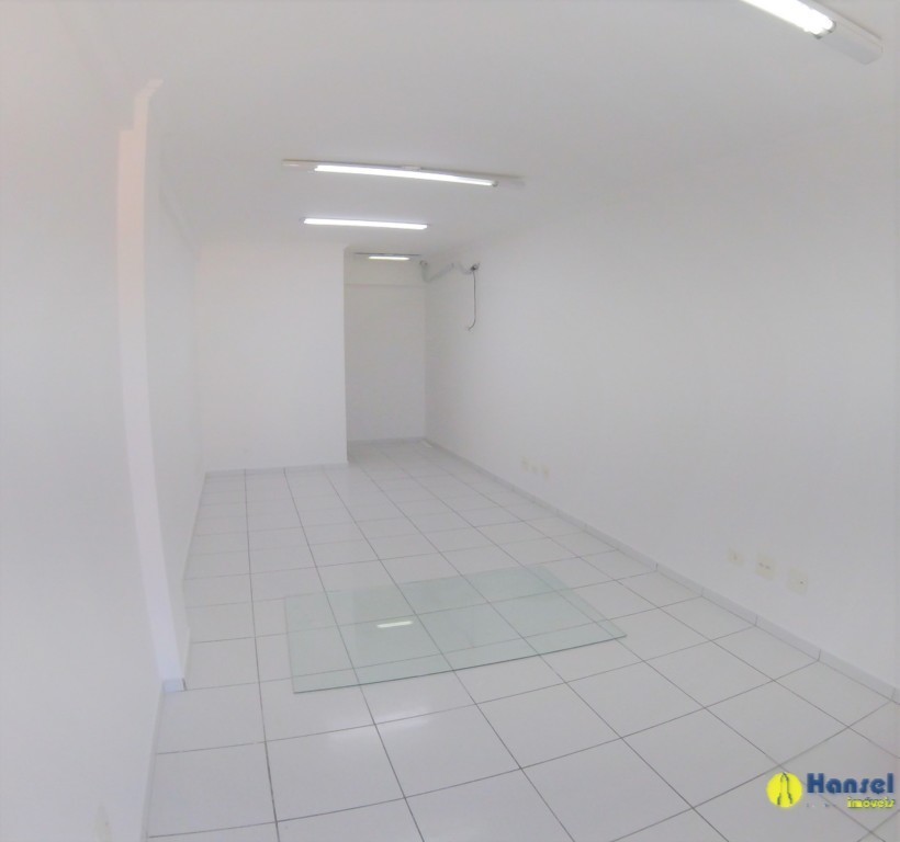 Conjunto Comercial para venda no Novo Mundo em Curitiba com 30,16m² por R$ 140.000,00