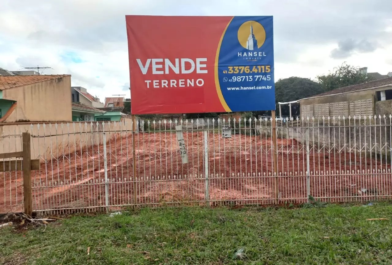 Terreno para venda no Boqueirao em Curitiba com 770m² por R$ 880.000,00