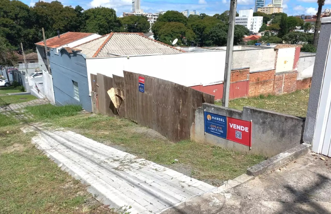 Terreno para venda no Merces em Curitiba com 300m² por R$ 595.000,00