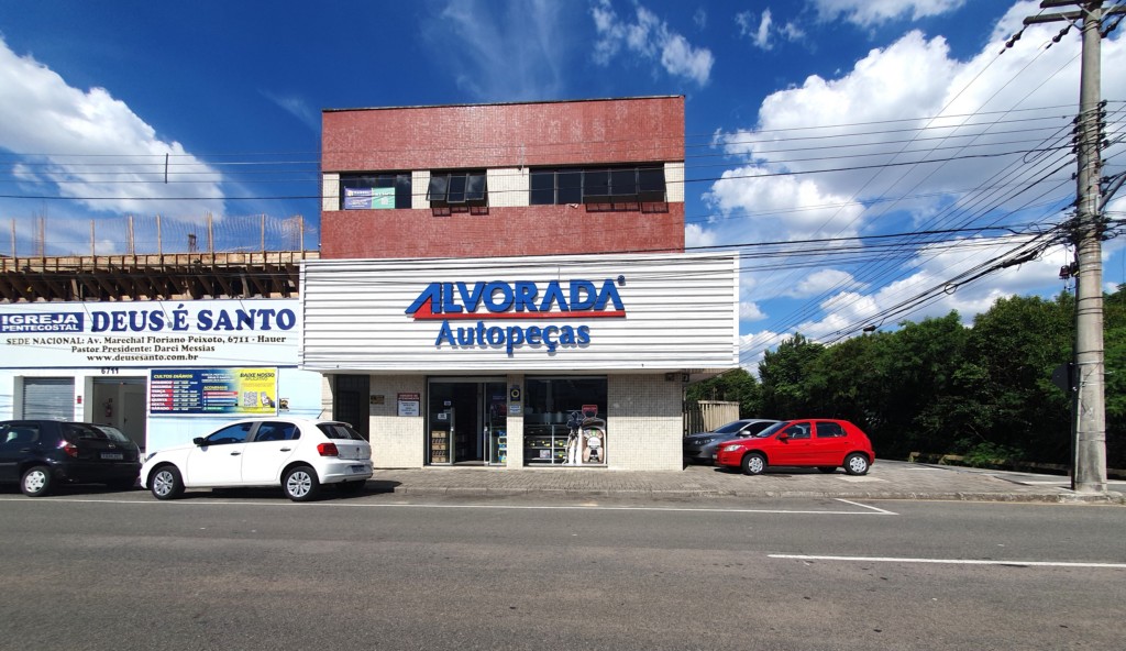 Conjunto Comercial para locacao no Boqueirao em Curitiba com 430m² por R$ 4.950,00