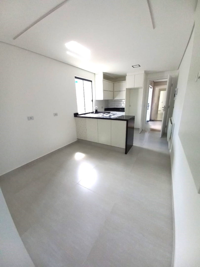 Apartamento para locacao no Xaxim em Curitiba com 32m² por R$ 1.600,00