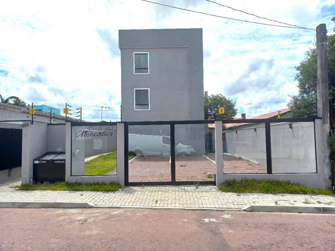 Apartamento para locacao no Xaxim em Curitiba com 32m² por R$ 1.600,00