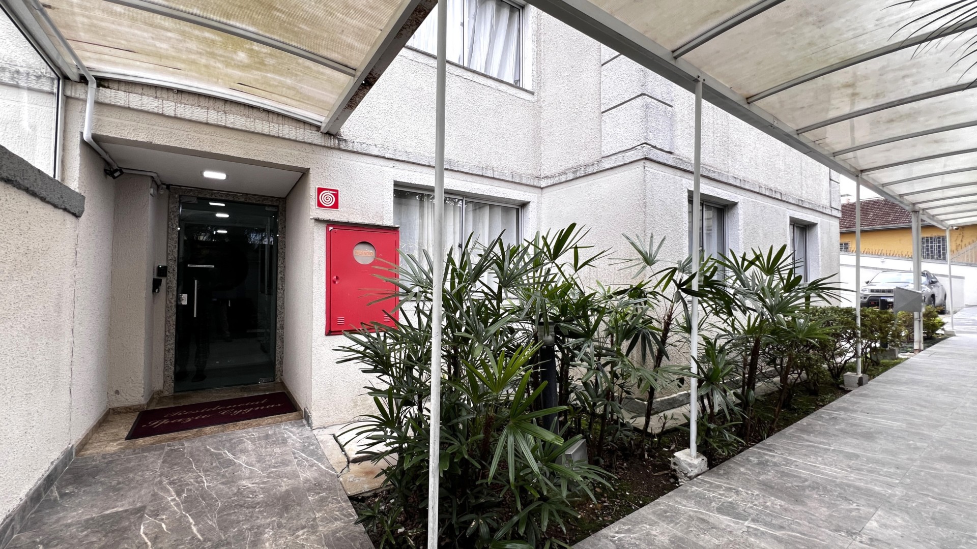 Apartamento para locacao no Portao em Curitiba com 51,57m² por R$ 1.990,00