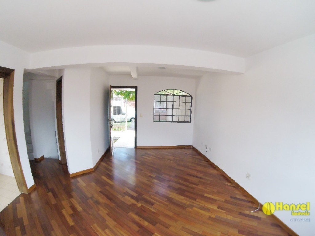 Sobrado para locacao no Jardim das Americas em Curitiba com 102,1m² por R$ 2.800,00