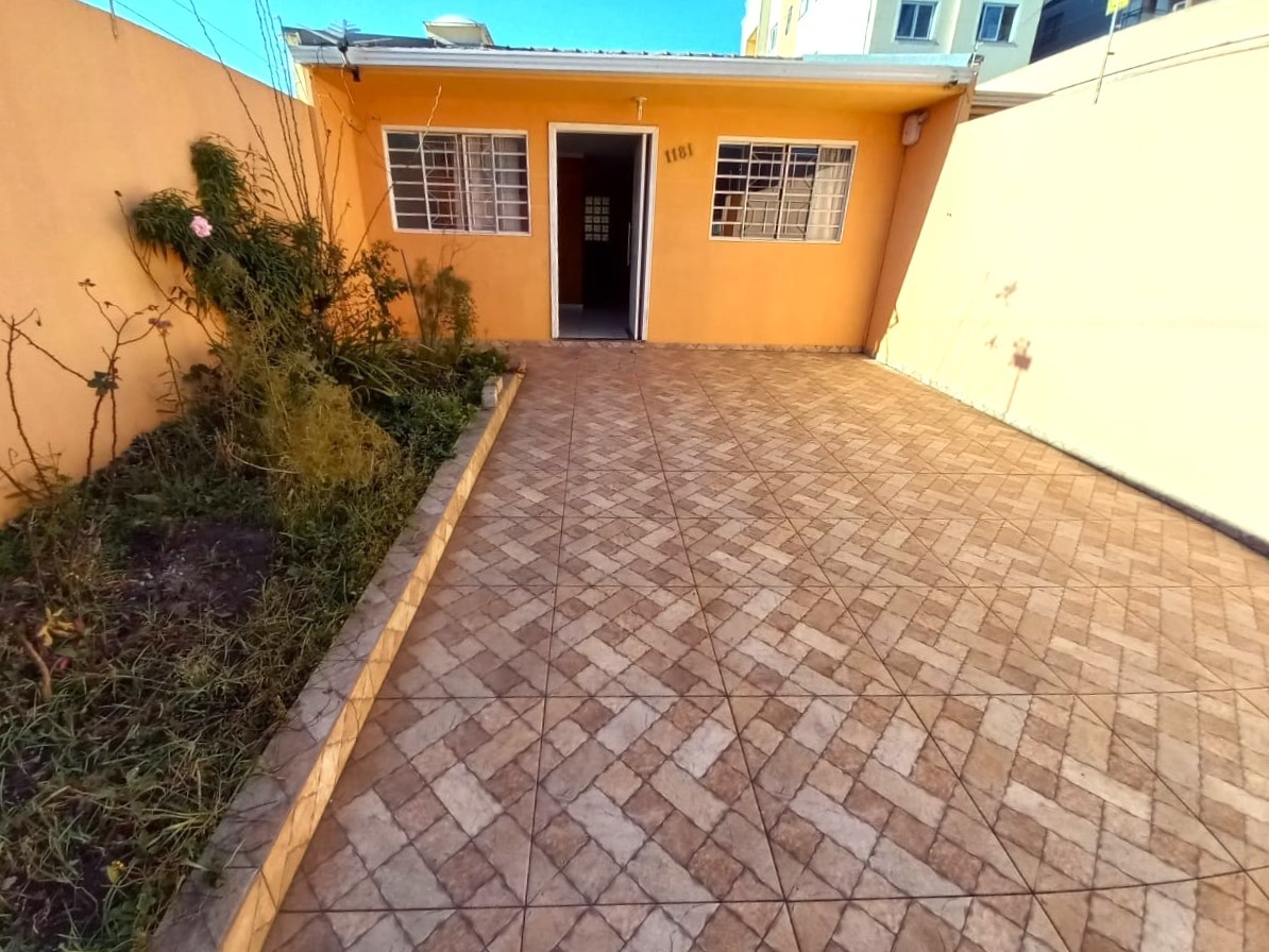 Casa Residencial para locacao no Parque da Fonte em Sao Jose dos Pinhais com 100m² por R$ 2.000,00