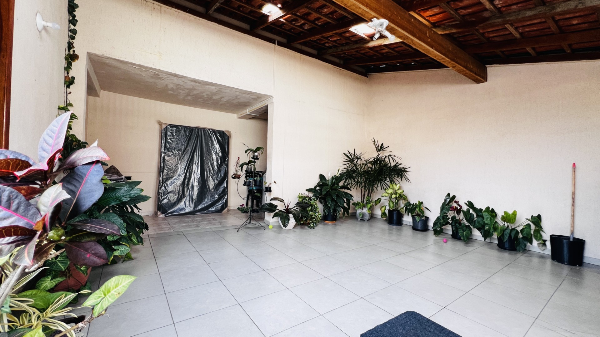 Sobrado para venda no Boqueirao em Curitiba com 174m² por R$ 650.000,00