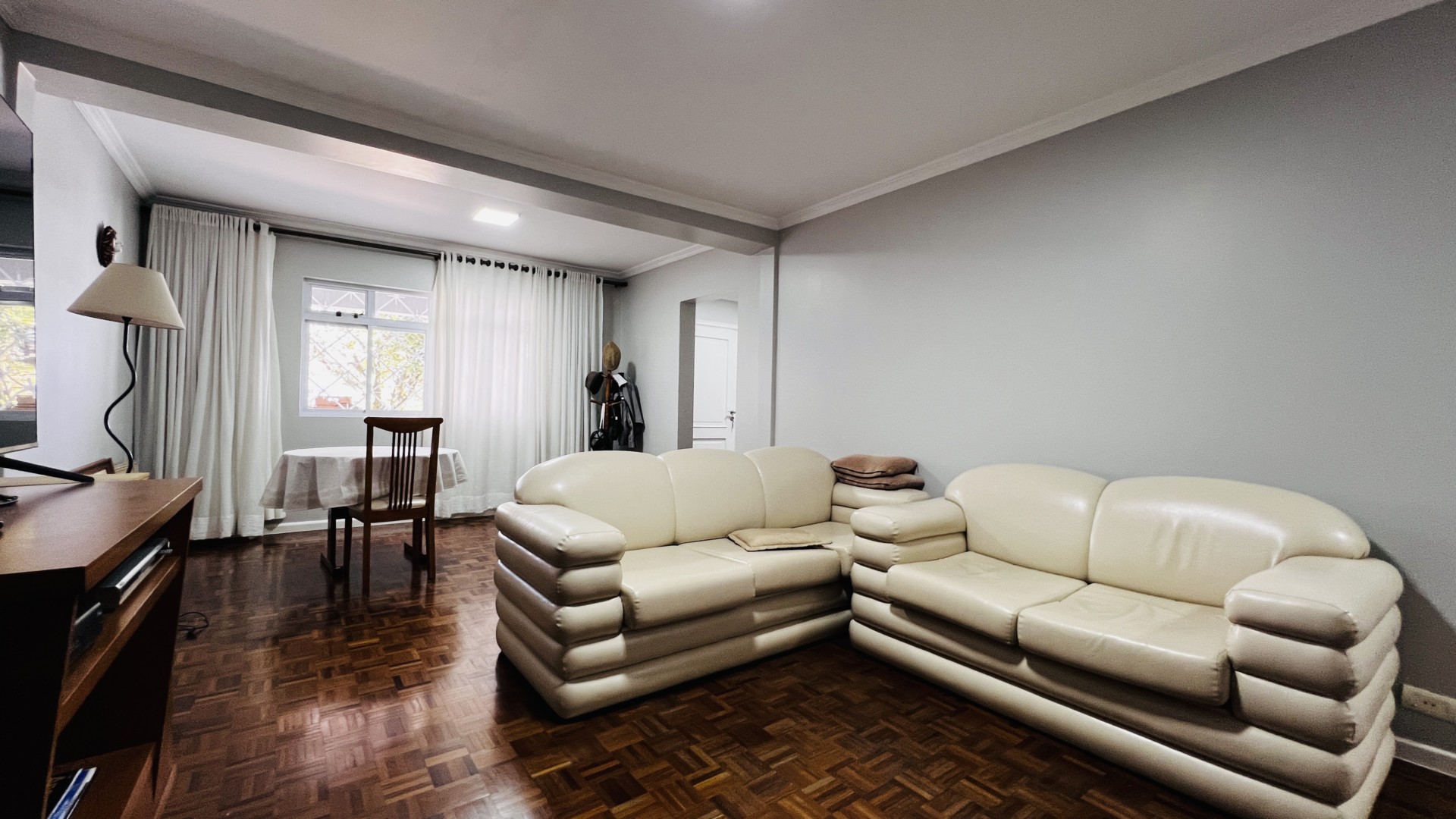 Sobrado para venda no Boqueirao em Curitiba com 384m² por R$ 1.650.000,00