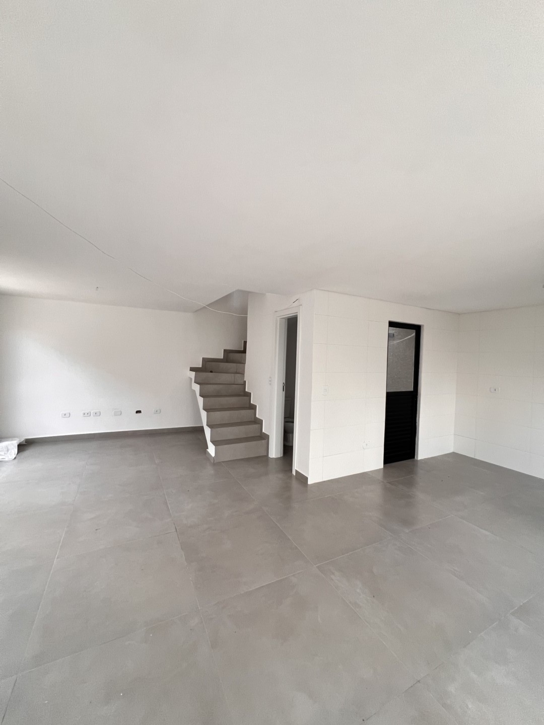 Sobrado para venda no Xaxim em Curitiba com 161m² por R$ 627.000,00